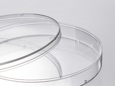 蓋子內(nèi)設(shè)有透氣棱，保持無菌的同時利于氣體交換；